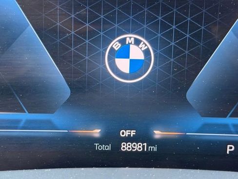 Used 2023 BMW X7 xDrive40i w/ Executive Package AWD/4WD image 25