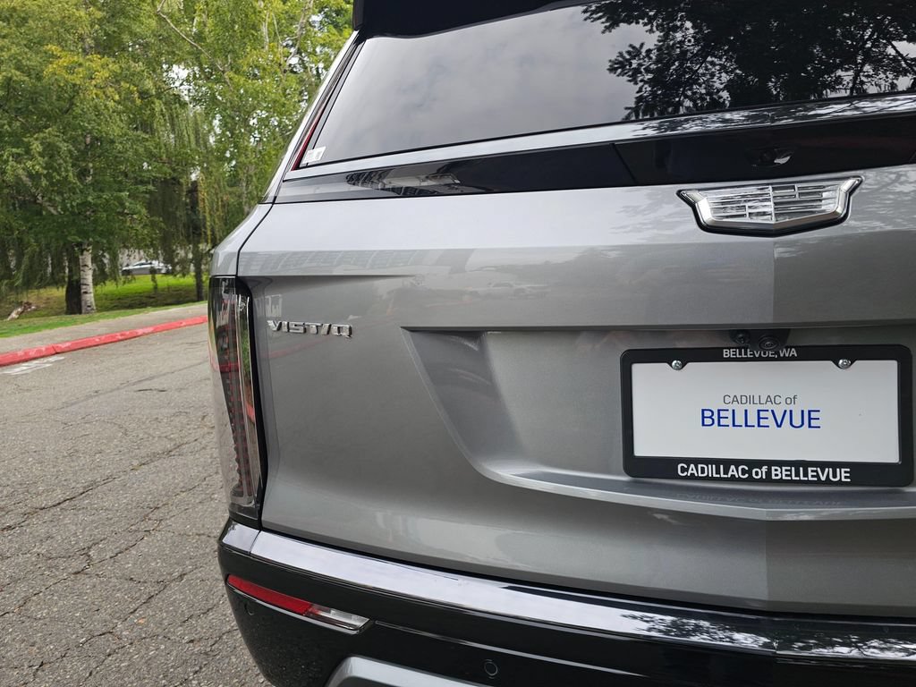 New 2027 Cadillac Vistiq Luxury AWD/4WD image 16