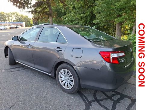 Used 2012 Toyota Camry LE FWD image 8