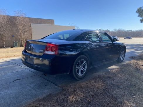 Used 2009 Dodge Charger SXT image 5