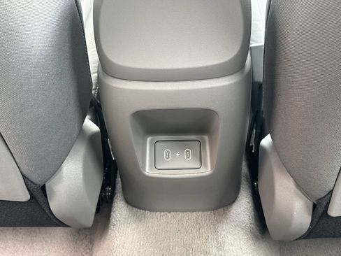 New 2026 Hyundai Elantra Sport image 24