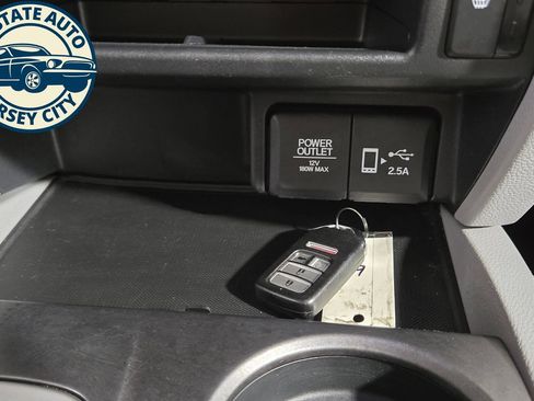 Used 2019 Honda Pilot EX image 16