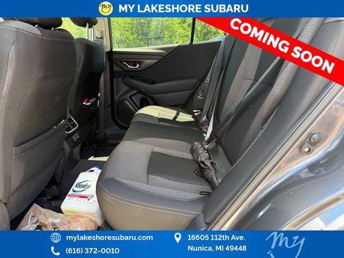 Used 2022 Subaru Outback Premium AWD/4WD image 12