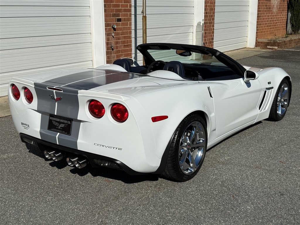 Used 2013 Chevrolet Corvette Grand Sport w/ 4LT Preferred Equipment Group RWD image 44
