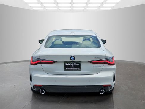 Used 2026 BMW 430i Coupe w/ Convenience Package image 5