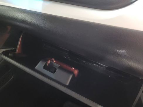 Used 2016 Dodge Journey SE image 46