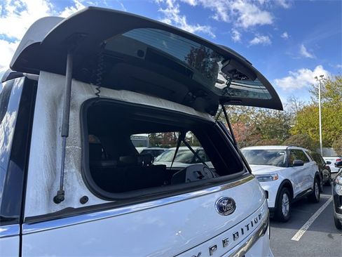 Certified 2024 Ford Expedition Max Platinum image 41