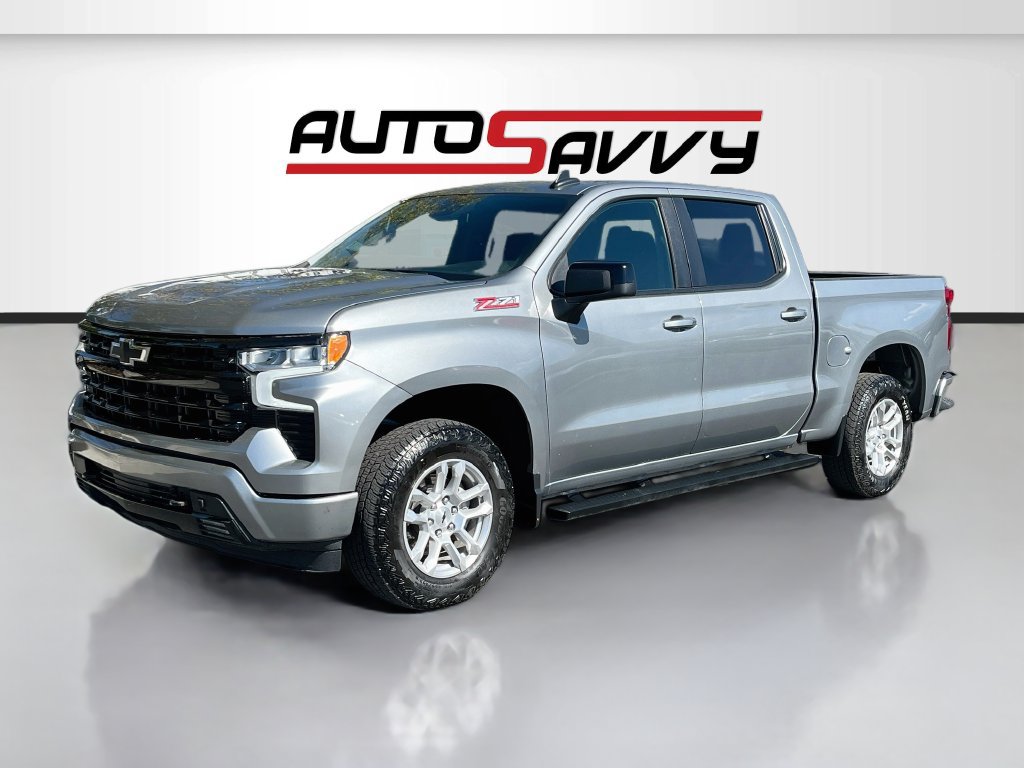 Used 2025 Chevrolet Silverado 1500 RST w/ Z71 Off-Road Package AWD/4WD image 3