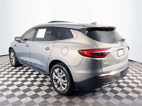 Used 2018 Buick Enclave Avenir w/ Avenir Technology Package image 6