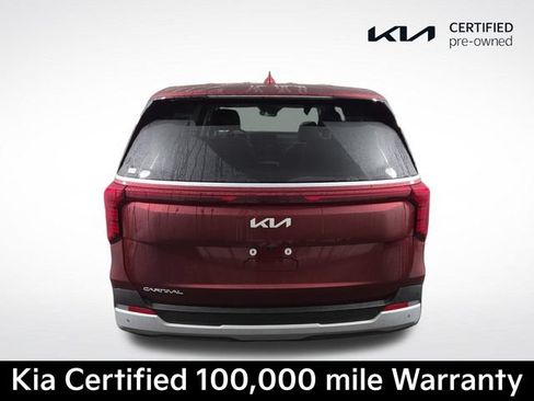Certified 2025 Kia Carnival FWD image 7