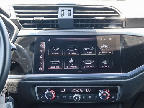 Used 2025 Audi Q3 2.0T Premium AWD/4WD image 13