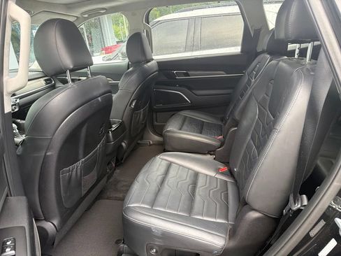 Used 2021 Kia Telluride SX w/ SX Prestige Package AWD/4WD image 8