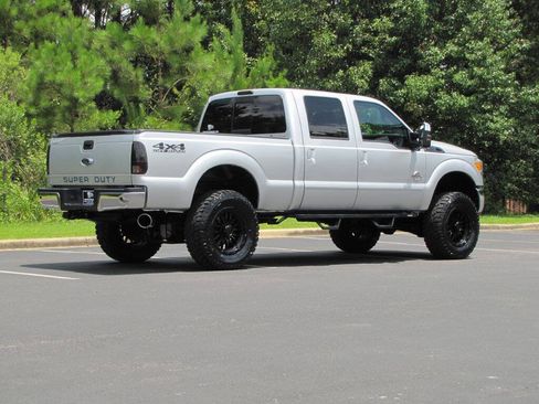 Used 2016 Ford F250 Lariat w/ Chrome Package AWD/4WD image 6