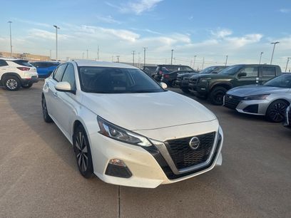 Certified 2021 Nissan Altima 2.5 SV