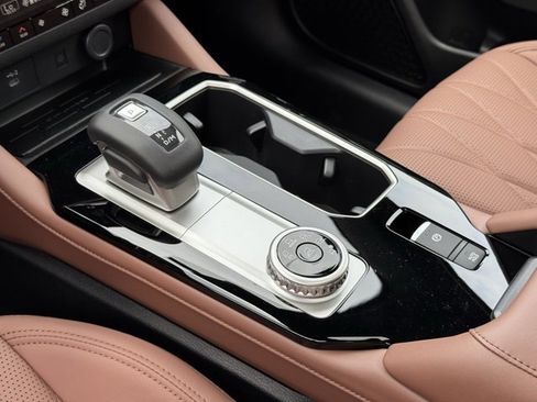 New 2025 Mitsubishi Outlander SEL image 13