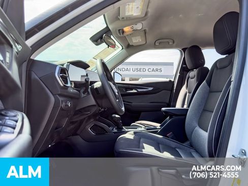 Used 2025 Chevrolet TrailBlazer LT FWD image 10