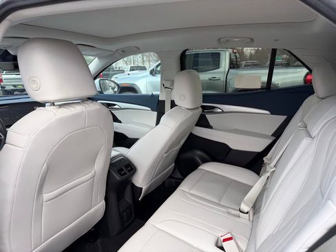 New 2026 Buick Envision Avenir image 10