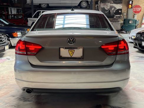 Used 2013 Volkswagen Passat 2.5 SE FWD image 8