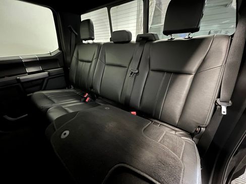 Used 2019 Ford F150 XLT w/ Equipment Group 302A Luxury AWD/4WD image 14
