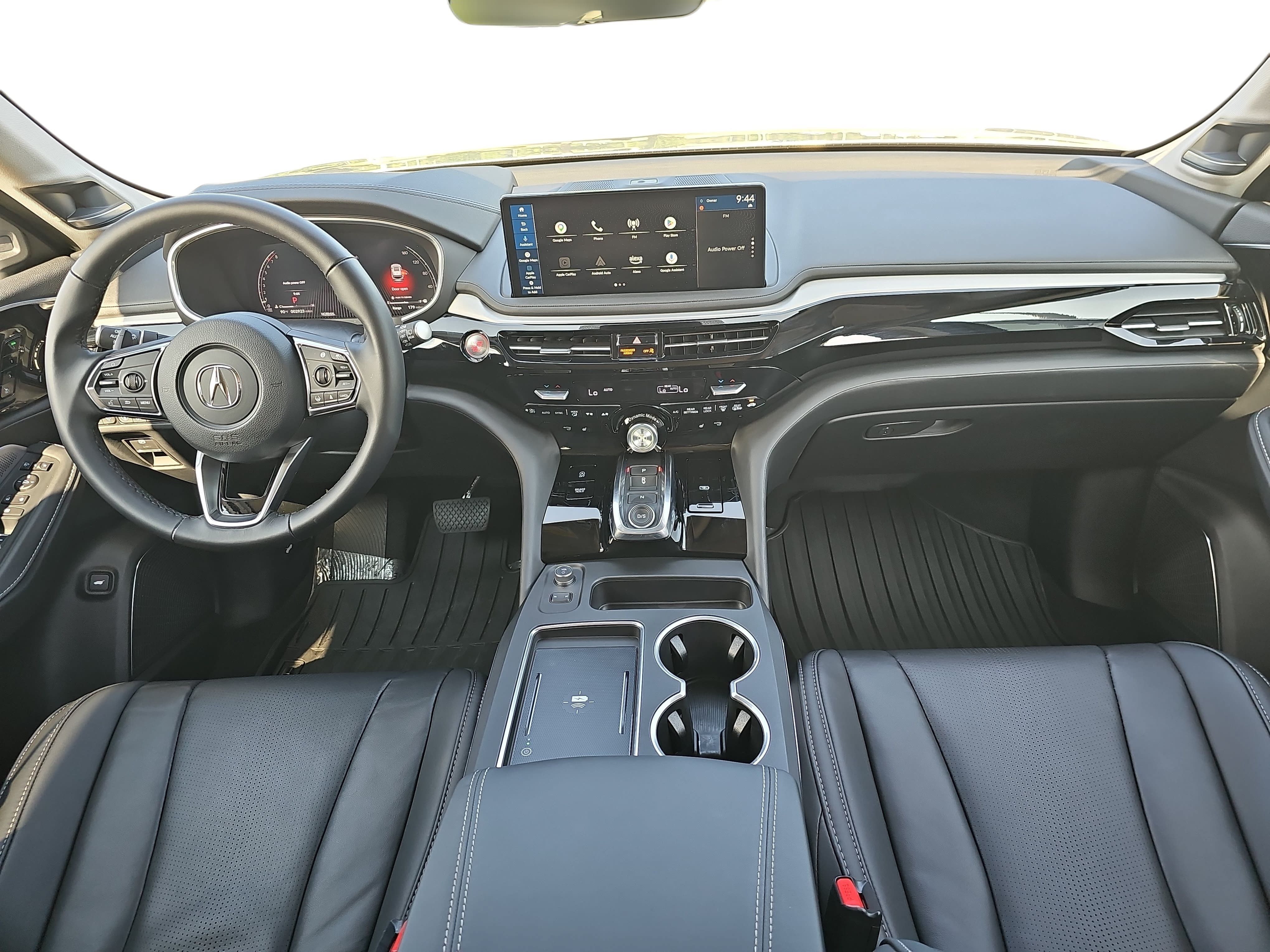 Certified 2026 Acura MDX w/ Technology Package FWD image 9