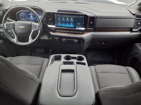 Used 2022 Chevrolet Silverado 1500 LT w/ All Star Edition Plus AWD/4WD image 9