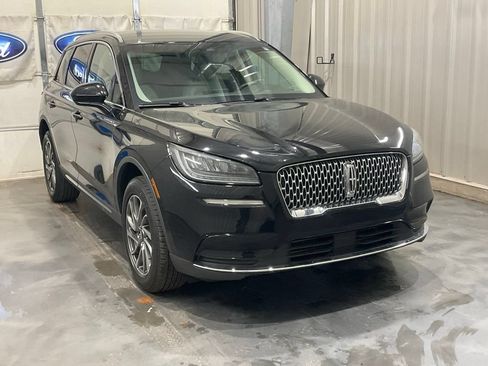 Used 2022 Lincoln Corsair FWD w/ Equipment Group 101A image 2