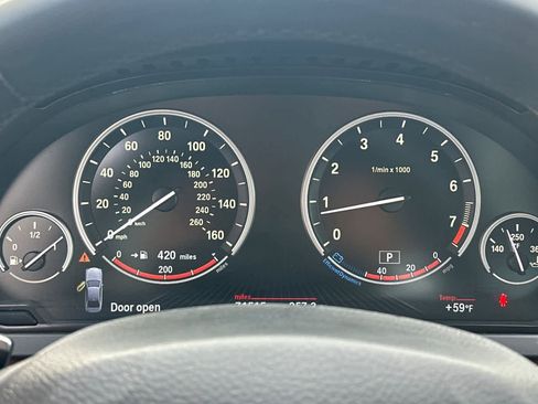 Used 2013 BMW 750Li image 28