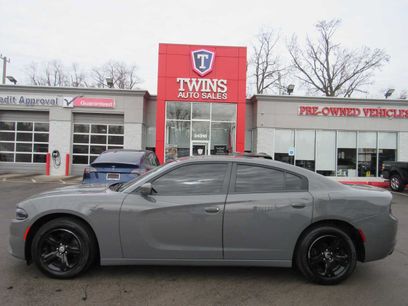 Used 2019 Dodge Charger SXT