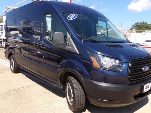 Used 2019 Ford Transit 250 148 Medium Roof RWD image 1