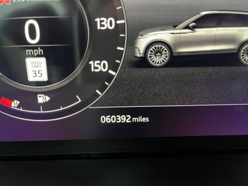 Used 2019 Land Rover Range Rover Velar R-Dynamic SE image 20