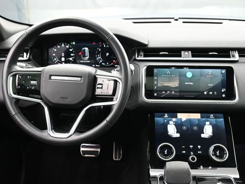 Used 2023 Land Rover Range Rover Velar R-Dynamic S image 11