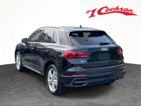 Certified 2024 Audi Q3 2.0T Premium w/ Convenience Package AWD/4WD image 9