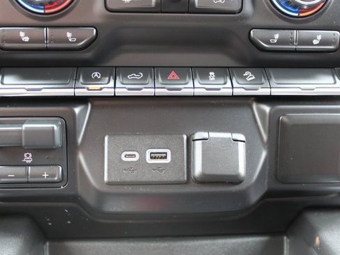 Used 2020 Chevrolet Silverado 1500 RST w/ All-Star Edition image 11