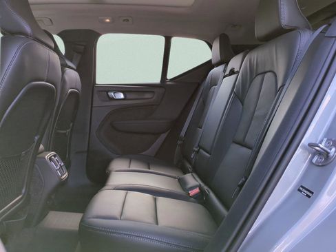 New 2025 Volvo XC40 B5 Core w/ Protection Package Premier image 12