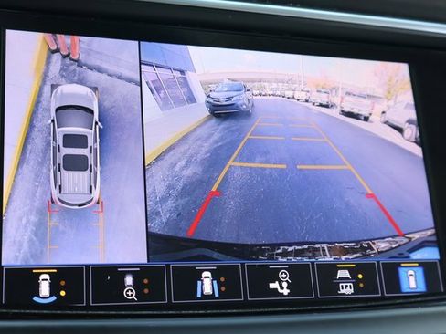 Certified 2022 Buick Enclave Avenir w/ Avenir Technology Package image 26