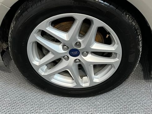 Used 2021 Ford Escape SE FWD image 10