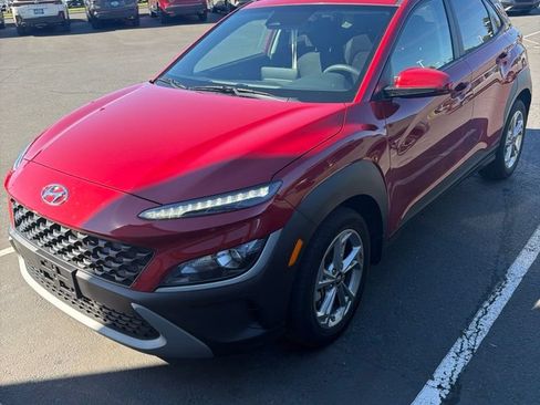 Used 2022 Hyundai Kona SEL AWD/4WD image 7