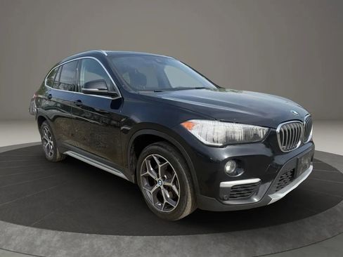 Used 2019 BMW X1 xDrive28i w/ Convenience Package AWD/4WD image 3
