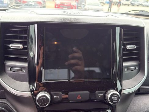 Used 2020 RAM 1500 Lone Star AWD/4WD image 9