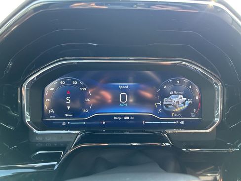 New 2025 Chevrolet Silverado 2500 High Country w/ High Country Premium Package AWD/4WD image 30