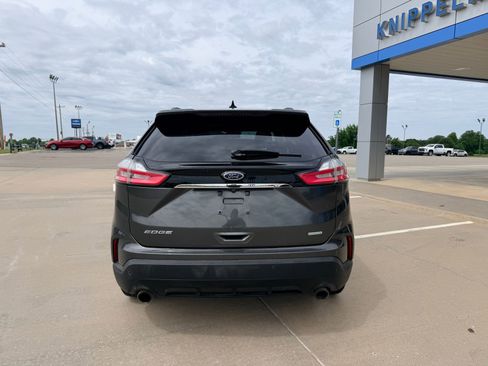 Used 2020 Ford Edge SE w/ Cargo Accessory Package FWD image 7