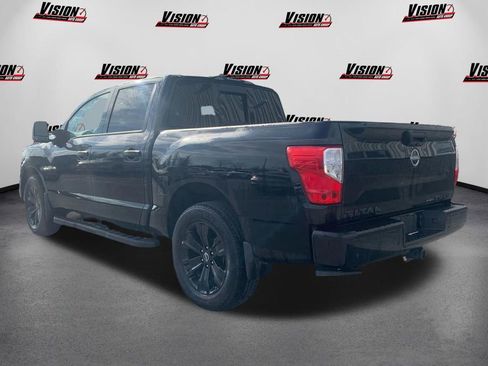 Used 2024 Nissan Titan SV w/ SV Convenience Package image 7