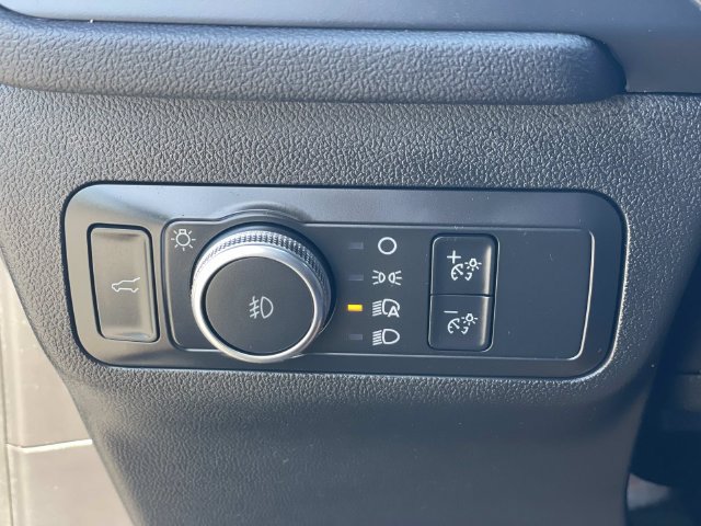 Certified 2022 Ford Escape SEL AWD/4WD image 18