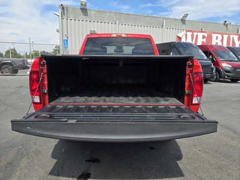 Used 2022 RAM 1500 Classic SLT RWD image 24