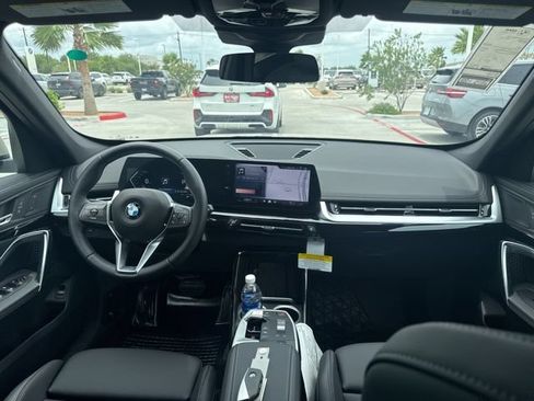 New 2026 BMW X1 xDrive28i w/ Convenience Package AWD/4WD image 9