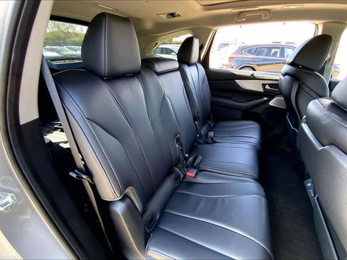 Certified 2026 Acura MDX FWD w/ Technology Package image 17