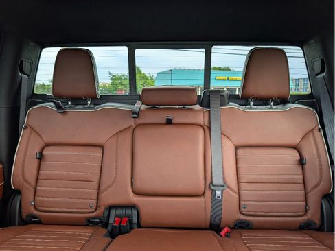 Used 2024 GMC Sierra 3500 Denali Ultimate AWD/4WD image 21