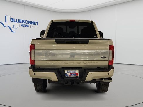 Used 2018 Ford F250 Platinum w/ Platinum Ultimate Package AWD/4WD image 6