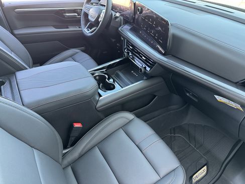 New 2026 Chevrolet Tahoe RST w/ Comfort Package AWD/4WD image 23