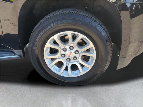 Used 2015 GMC Yukon XL SLT image 41